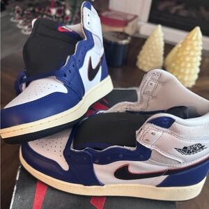 Nike Air Jordan 1 Retro RARE AIR. Blue/White/Black. BNIB. 5.5 Y